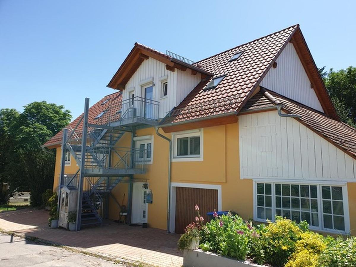 Yogahaus Prasaad Apartamento Engen Exterior foto